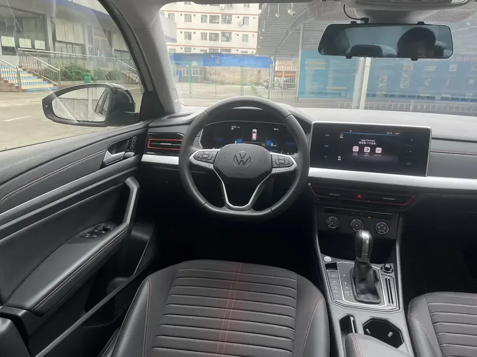 Volkswagen Lavida Lavida 2023 300TSI DSG Starry Sky Edition 2023 — thumbnail 3