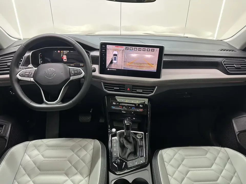 Volkswagen Tayron Tanyue 2023 280TSI 2WD Luxury Plus Advanced Edition 2023 — thumbnail 4