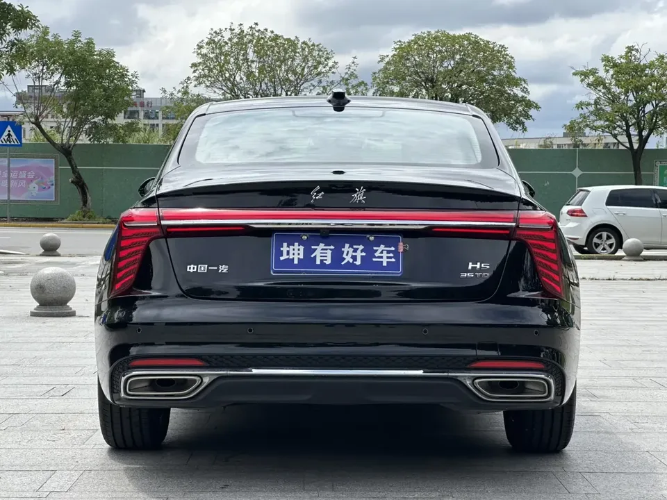 Hongqi H5 Hongqi H5 2025 1.5T DCT Flagship Edition 2025 — thumbnail 2