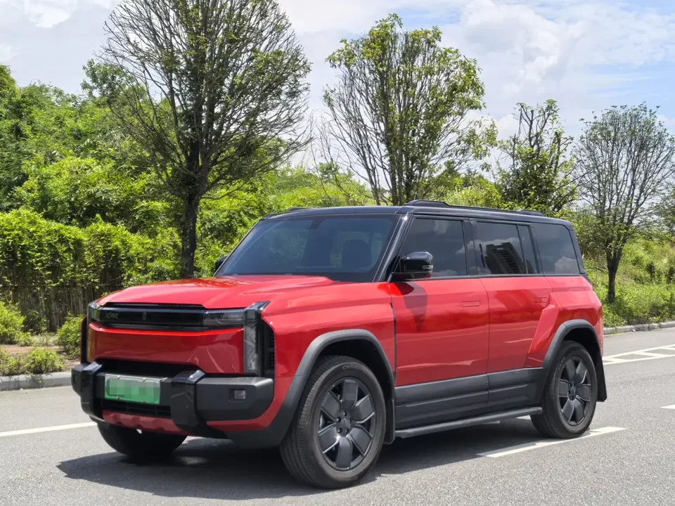 iCAR 03T iCAR 03T 2024 Two-wheel drive long-range version 2025 — photo 1, buy with delivery to Moscow