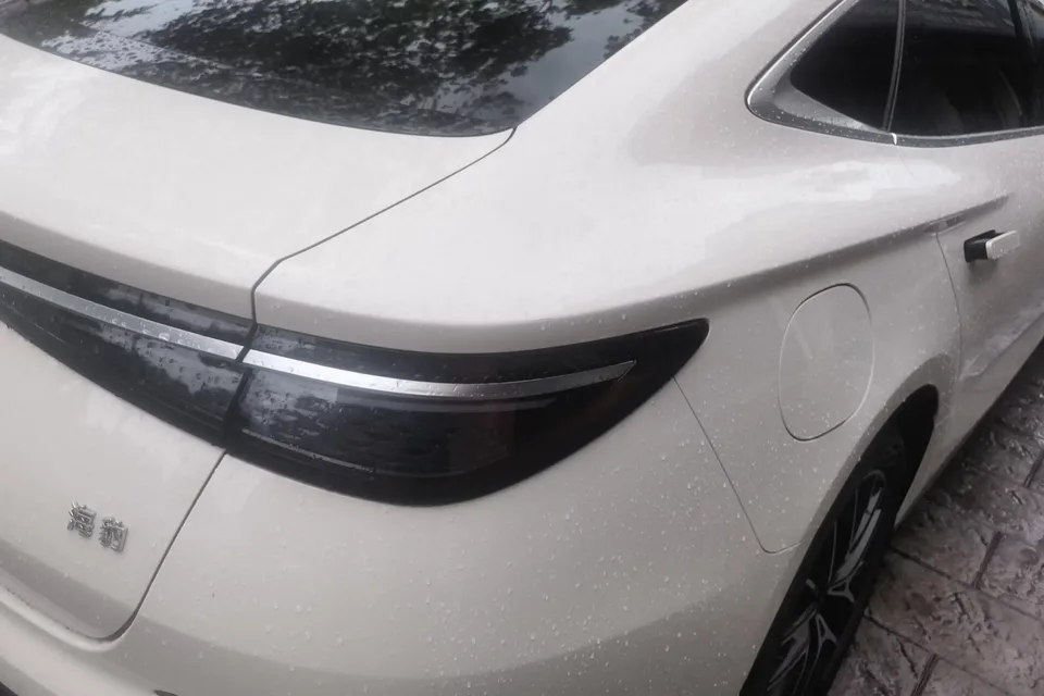 BYD Seal DM Seal DM 2024 Honor Edition DM-i 1.5L 121KM Luxury Model 2024 — thumbnail 3