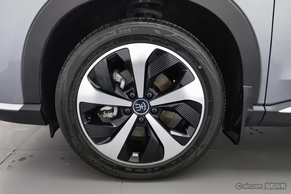 BYD Song PLUS DM Song PLUS DM 2021 DM-i 110KM 2WD Flagship 2022 — thumbnail 3