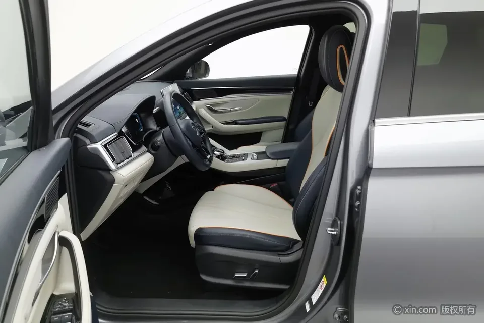 BYD Song PLUS DM Song PLUS DM 2021 DM-i 110KM 2WD Flagship 2022 — thumbnail 5