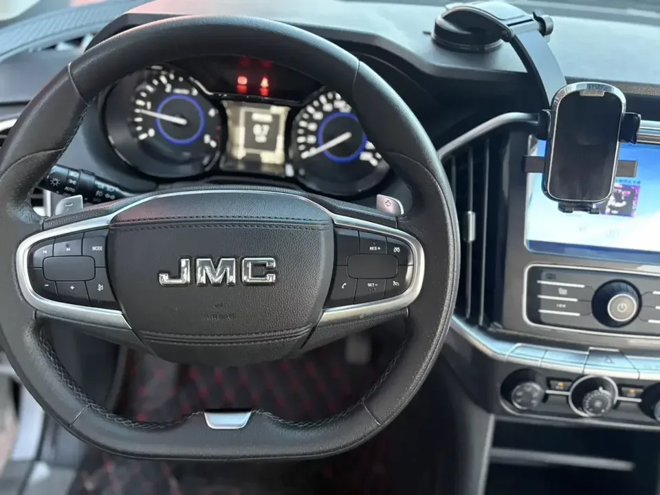 Jiangling Domain Tiger 7 Domain Tiger 7 2020 2.0T diesel automatic 2WD comfort version short axis National VI JX4D20A6L 2022 — thumbnail 3