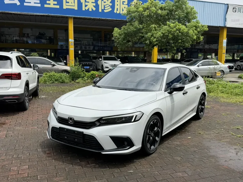 Honda CIVIC Civic 2022 240TURBO CVT Fuel Edition 2022 — photo 1, buy with delivery to Moscow
