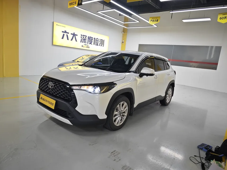 Toyota CorollaCross Corolla Sharp 2023 2.0L CVT Elite Edition 2024 — photo 1, buy with delivery to Moscow