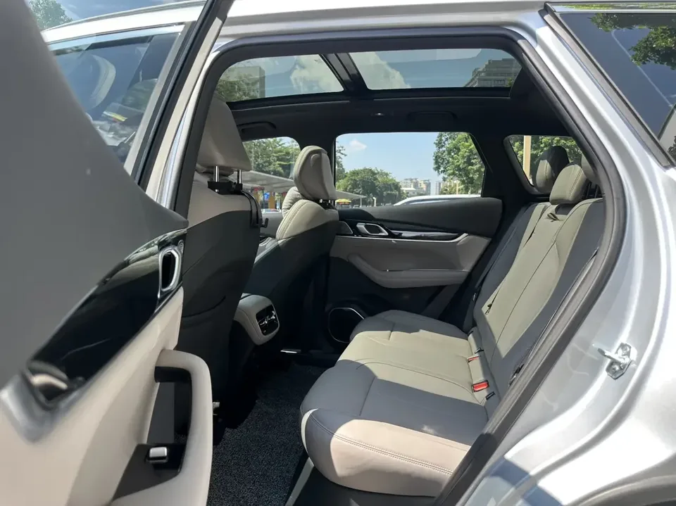 Geely Atlas L Boyue L 2025 Fourth generation 1.5TD DCT Sanhe 2026 — thumbnail 5