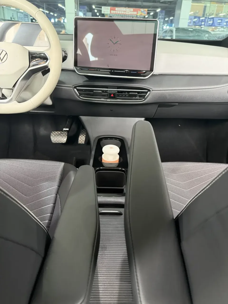 Volkswagen ID.3 Volkswagen ID.3 2025 Smart Model 2025 — thumbnail 3