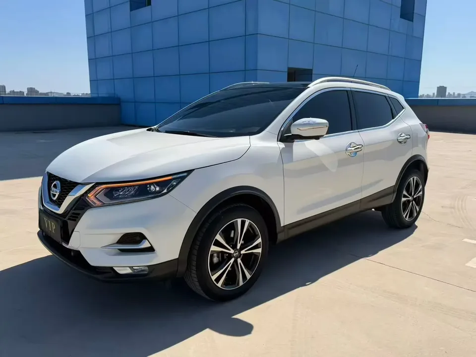 Nissan Qashqai Qashqai 2022 2.0L XV Prem. Deluxe Edition 2022 — фото 1, купить с доставкой в Москву