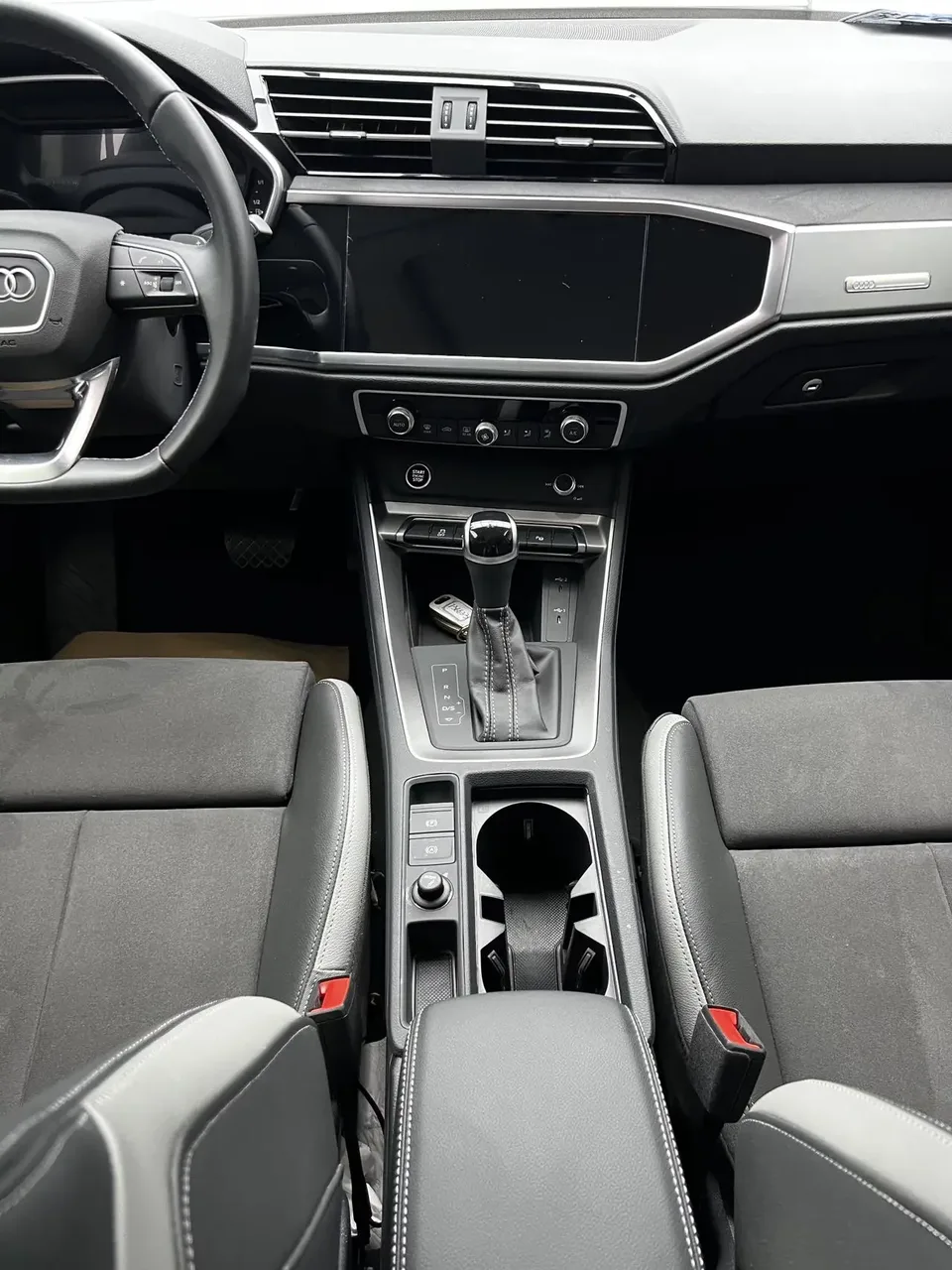 Audi Q3 Audi Q3 2022 35 TFSI Stylish Dynamic 2022 — thumbnail 2