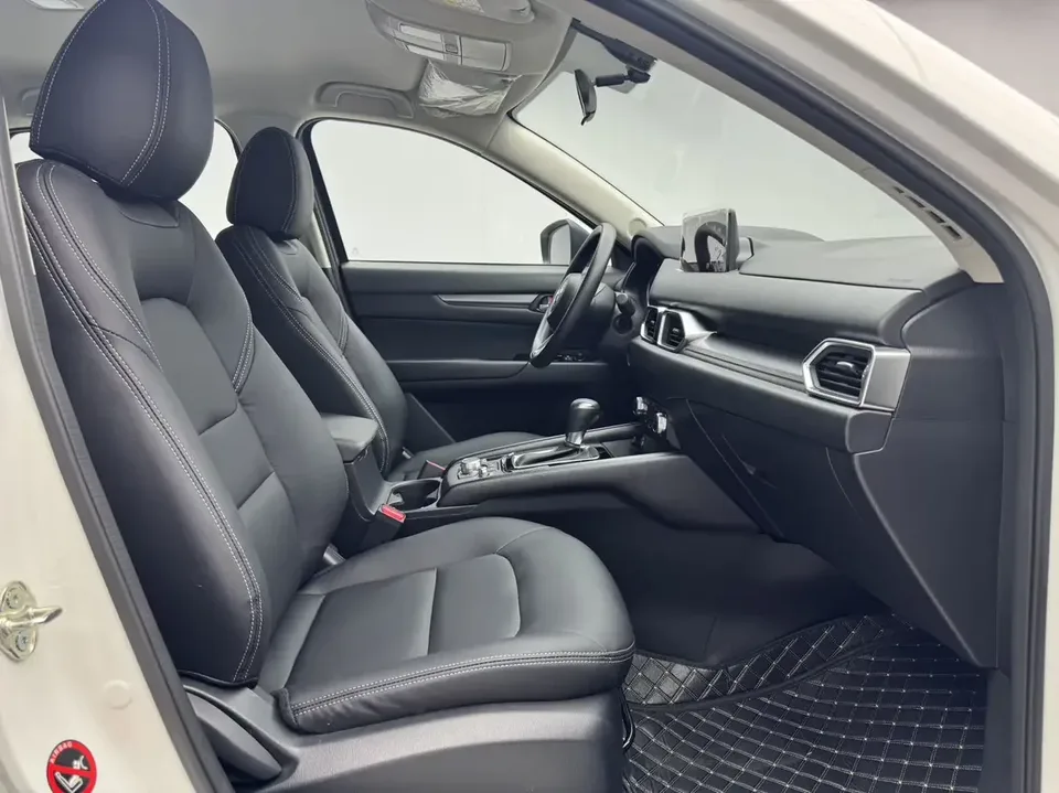 Mazda CX-5 Mazda CX-5 2024 2.0L Automatic 2WD Comfort 2025 — миниатюра 4