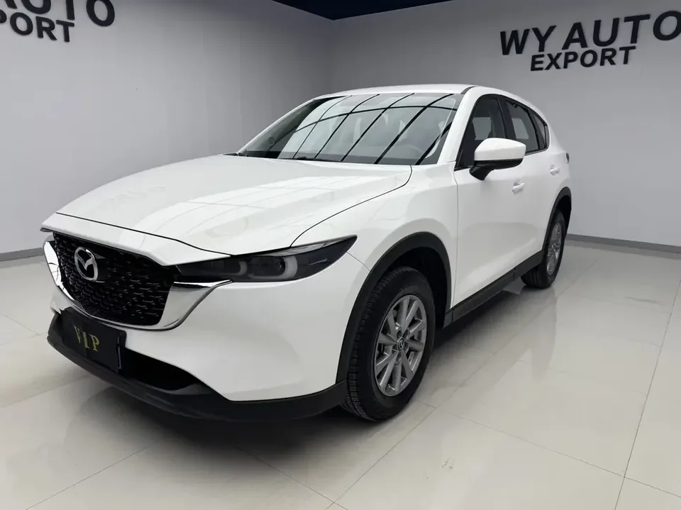 Mazda CX-5 Mazda CX-5 2024 2.0L Automatic 2WD Comfort 2025 — фото 1, купить с доставкой в Москву