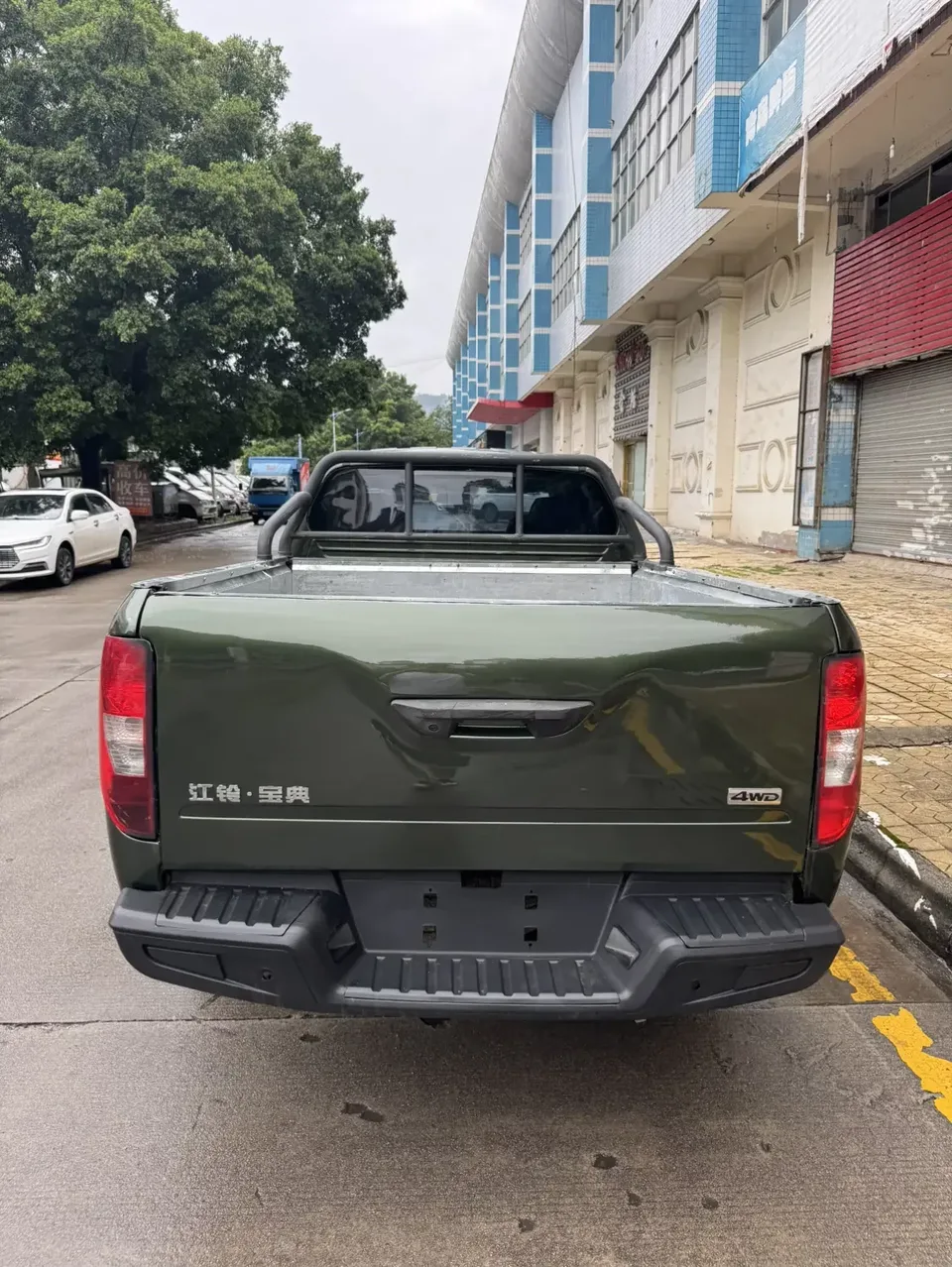Jiangling Bible bible 2023 2.5T manual diesel 4WD comfort version long axis flat bottom cargo box 2023 — thumbnail 2