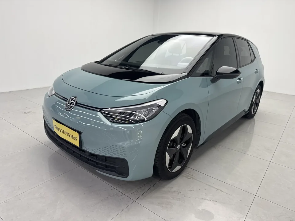 Volkswagen ID.3 Volkswagen ID.3 2025 Modified Smart Model 2025 — photo 1, buy with delivery to Moscow