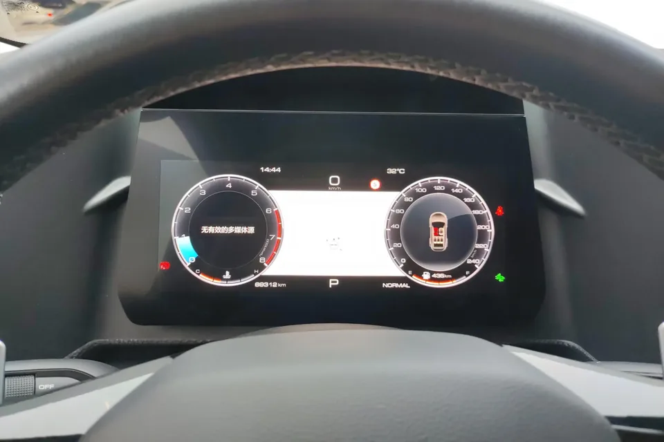 Haval Dargo Harvard dog 2022 1.5T 2WD Border Collie Edition 2022 — thumbnail 4