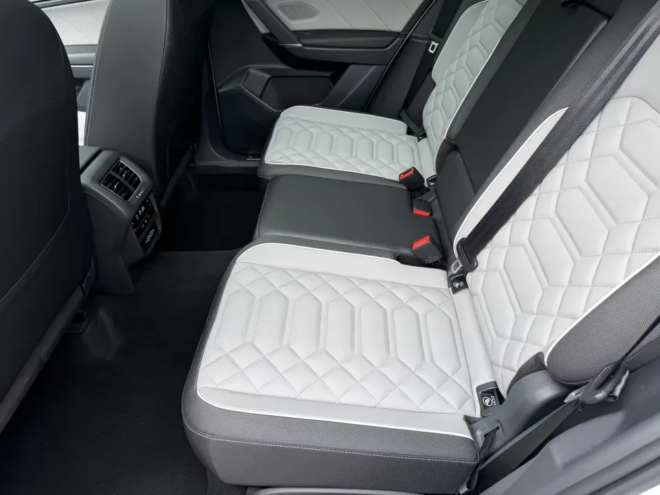 Volkswagen Tayron Tanyue 2023 280TSI 2WD Luxury Plus Advanced Edition 2023 — thumbnail 5