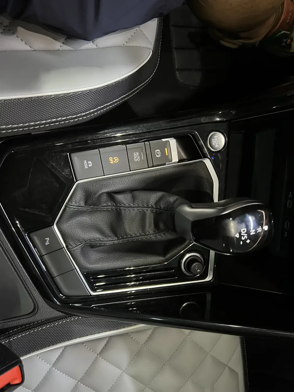 Volkswagen Tayron Tanyue 2023 280TSI 2WD Luxury Plus Advanced Edition 2023 — thumbnail 5