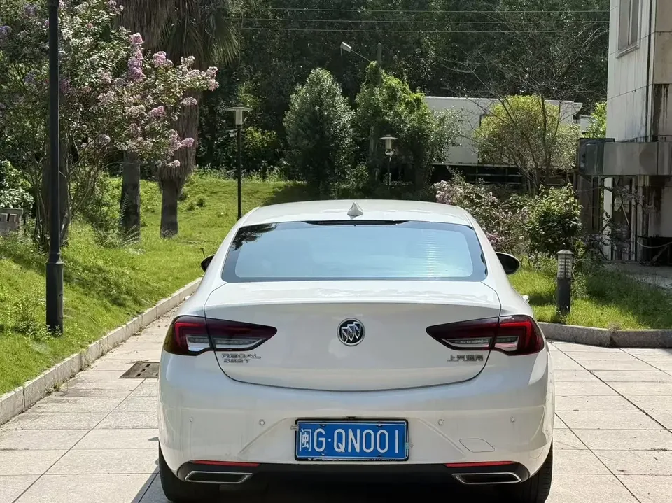 Buick Majesty Majesty 2019 20T Leading National VI 2022 — thumbnail 2