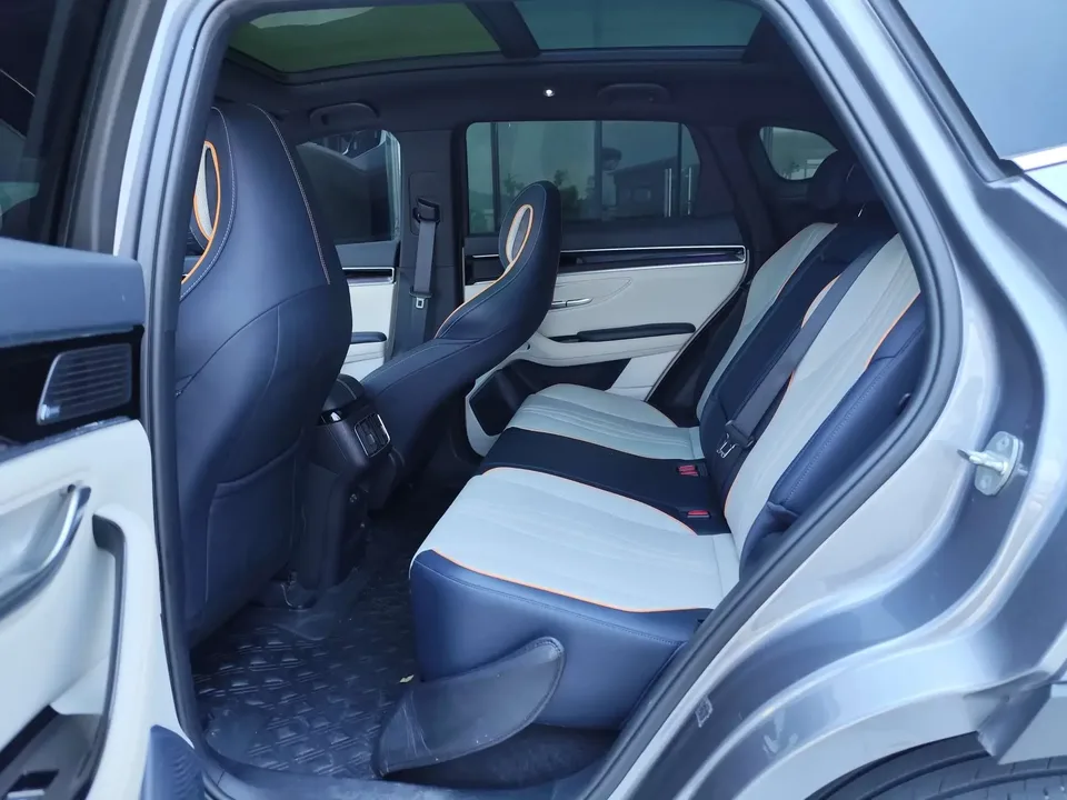 BYD Song PLUS DM Song PLUS DM 2021 DM-i 51KM 2WD Premium Edition 2022 — thumbnail 3