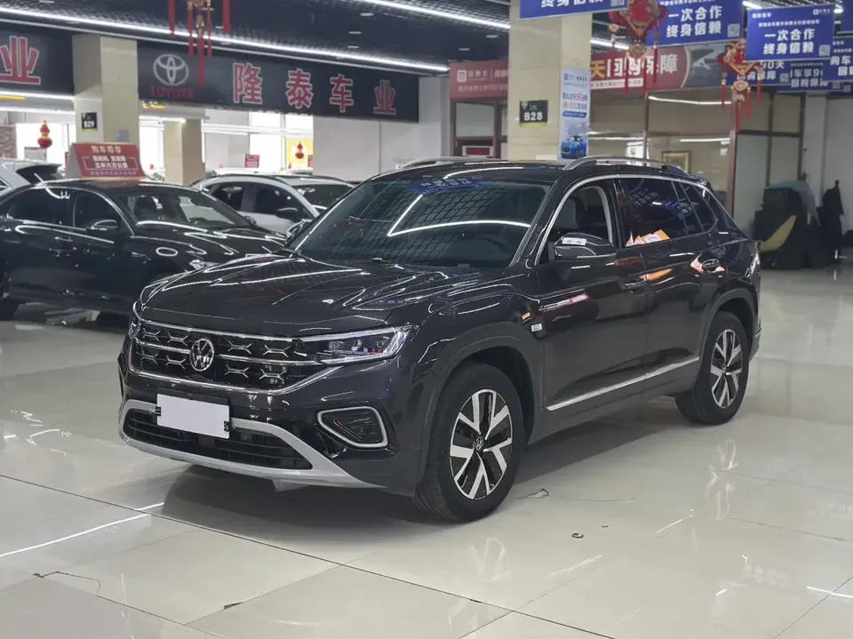 Volkswagen Tayron Tanyue 2023 280TSI 2WD Luxury Plus Advanced Edition 2023 — photo 1, buy with delivery to Moscow