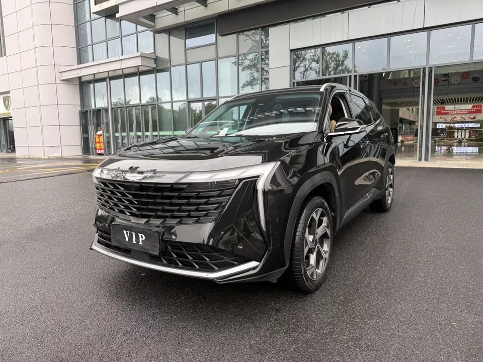 Geely Atlas L Boyue L 2023 1.5TD DCT Premium 2023 — photo 1, buy with delivery to Moscow