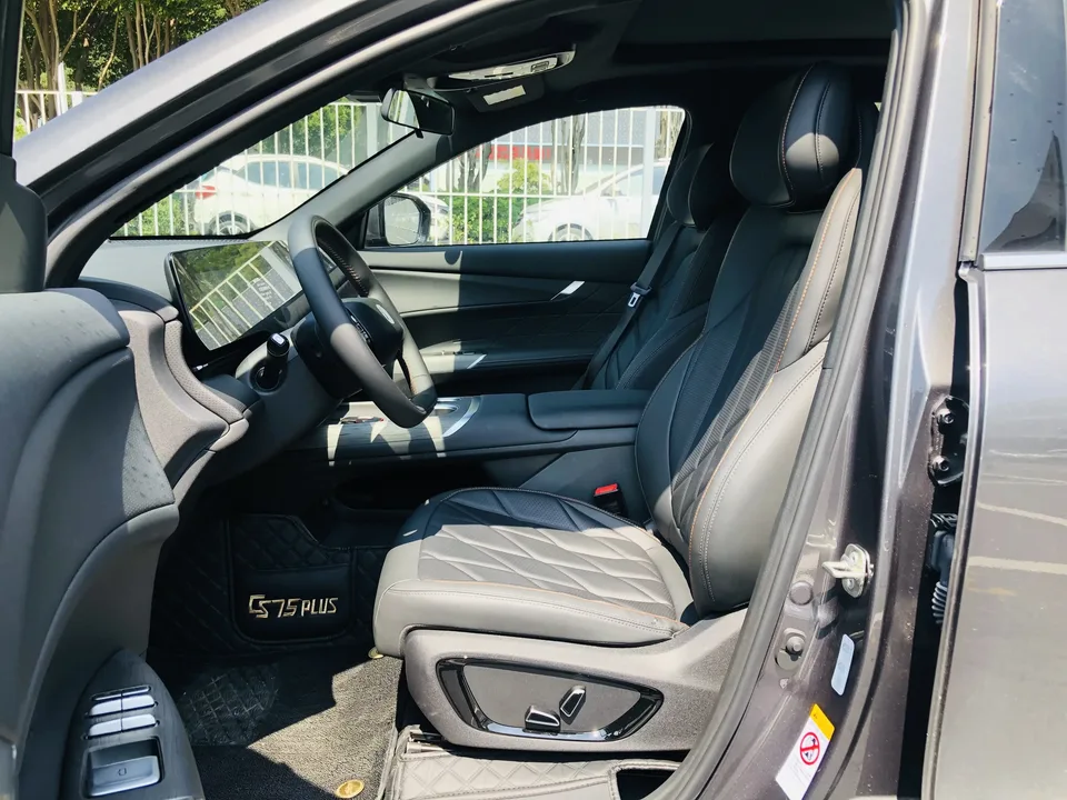 Changan CS75PLUS Changan CS75 PLUS 2025 The fourth generation 1.5T New Blue Whale Smart Premium 2026 — thumbnail 5
