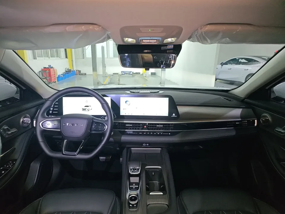 Chery Arrizo 8 Arrizo 8 2025 1.6TGDI DCT 2026 — thumbnail 2