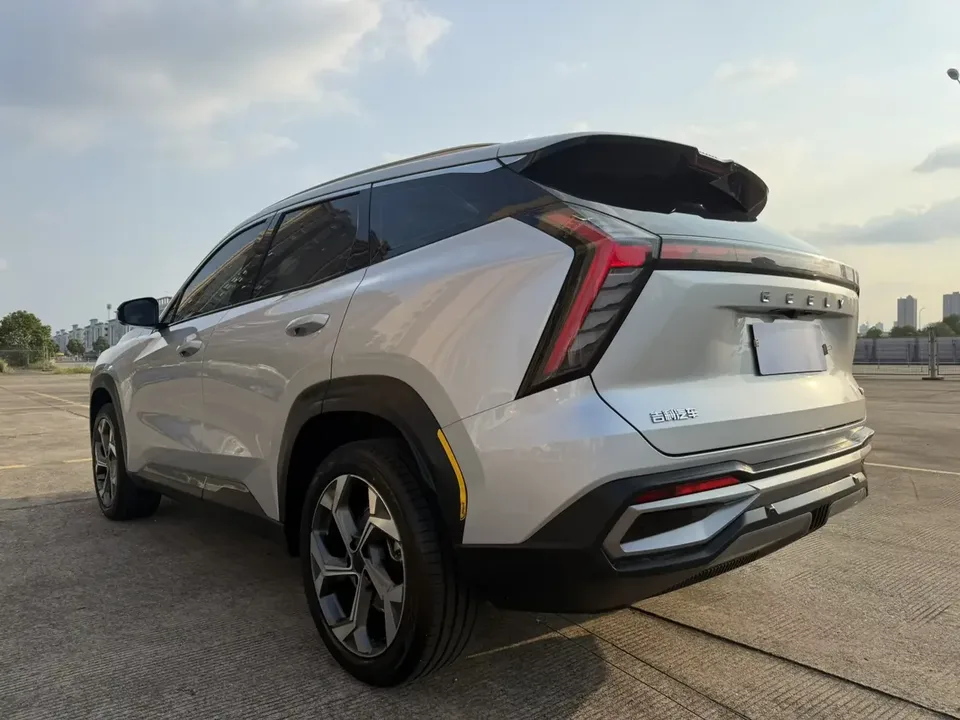 Geely Atlas L Boyue L 2023 1.5TD DCT Premium 2023 — thumbnail 2