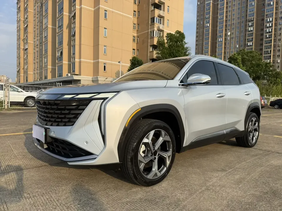 Geely Atlas L Boyue L 2023 1.5TD DCT Premium 2023 — photo 1, buy with delivery to Moscow