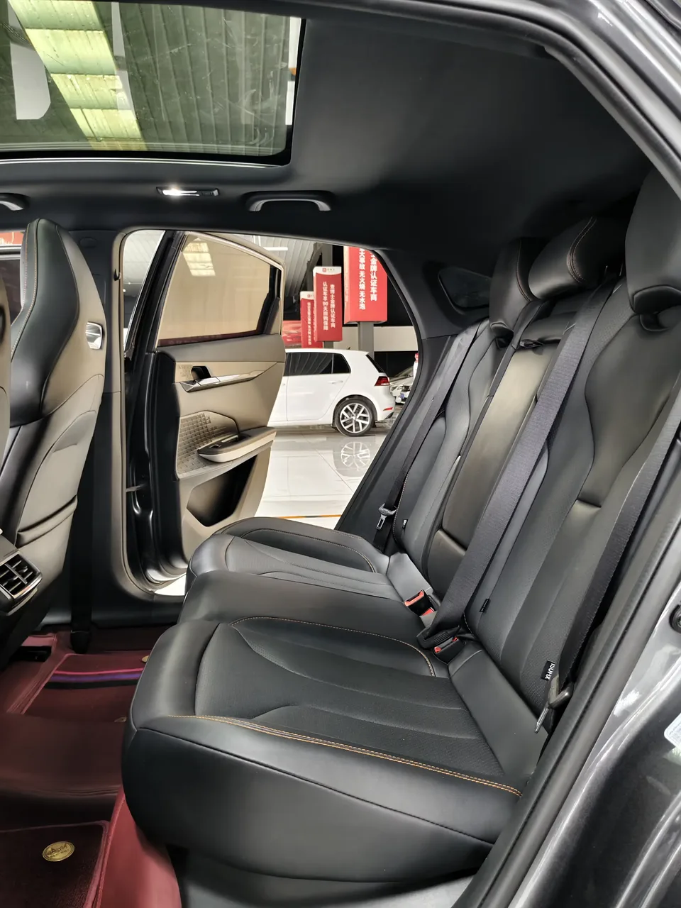 Changan UNI-V Changan UNI-V 2023 1.5T Premium 2024 — миниатюра 3