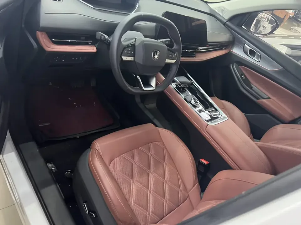 Changan CS55 Plus Changan CS55 PLUS 2024 The third generation 1.5T DCT premium model 2023 — thumbnail 3