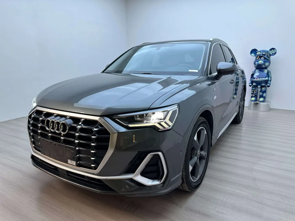 Audi Q3 Audi Q3 2023 35 TFSI Stylish Dynamic 2023 — photo 1, buy with delivery to Moscow