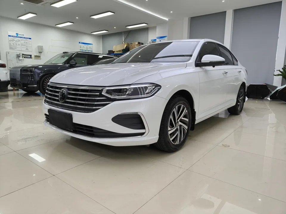 Volkswagen Lavida Lavida 2023 1.5L Automatic 5 Million Edition 2023 — фото 1, купить с доставкой в Москву