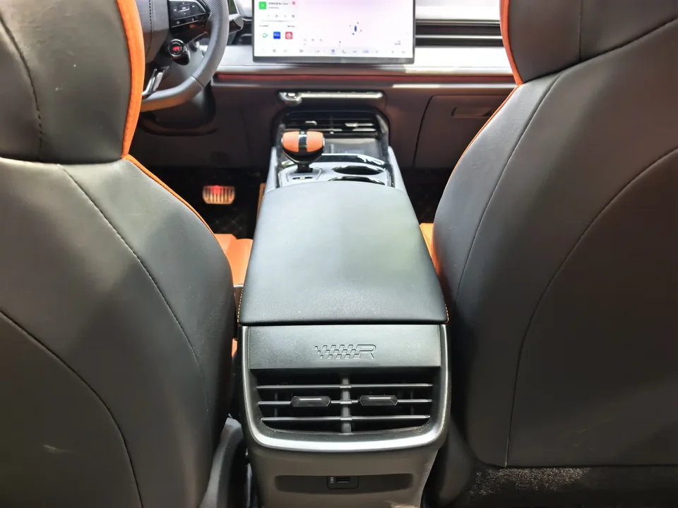 Changan UNI-V Changan UNI-V 2025 Third-generation 2.0T Powertrain 2025 — thumbnail 4