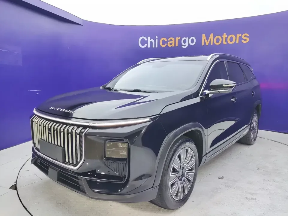 Jetour X90 Pro JETOUR X90 PRO 2024 1.6TD DCT Deluxe Edition 2024 — photo 1, buy with delivery to Moscow