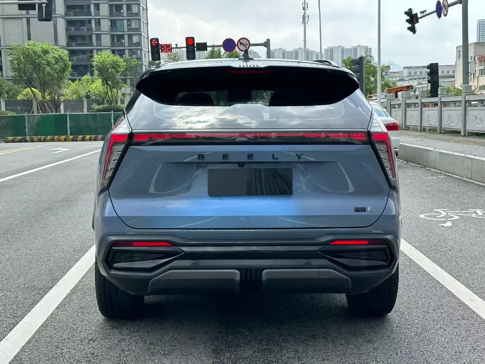 Geely Atlas L Boyue L 2024 1.5TD DCT Premium Edition 2023 — thumbnail 2