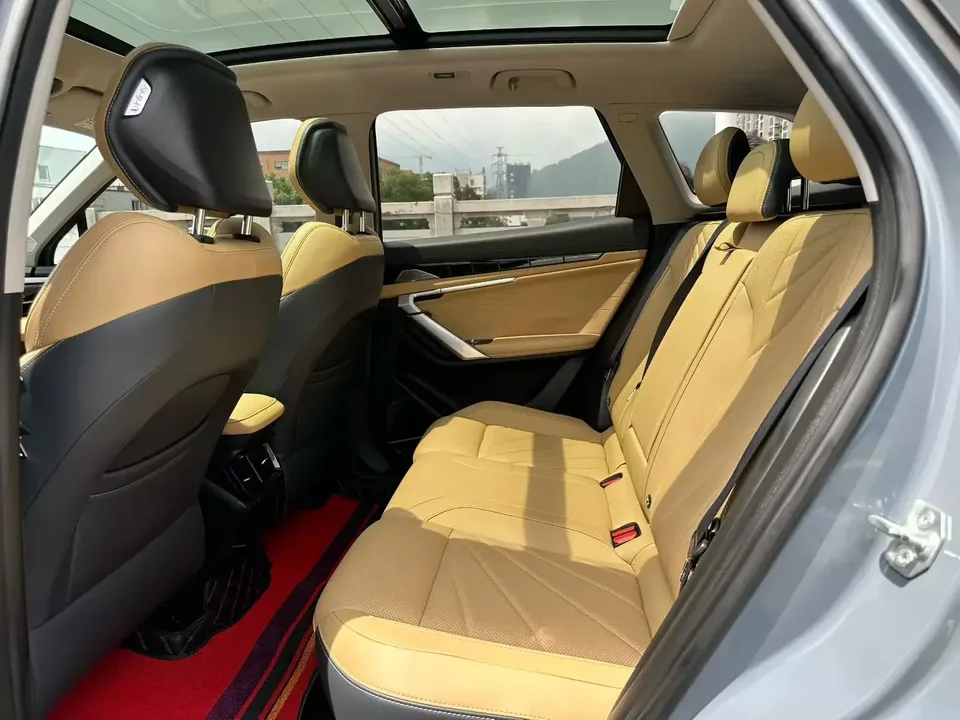 Geely Atlas L Boyue L 2024 1.5TD DCT Premium Edition 2023 — thumbnail 3