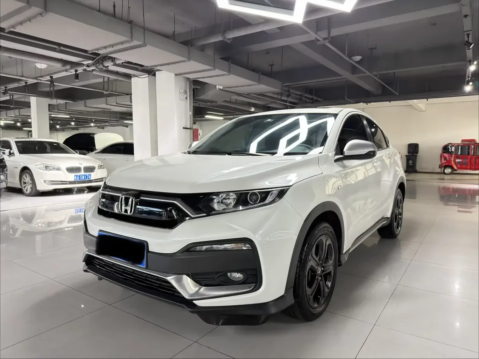 Honda WR-V HondaXR-V 2021 220TURBO CVT Comfort Edition 2022 — photo 1, buy with delivery to Moscow