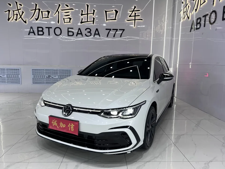 Volkswagen Golf golf 2023 280TSI DSG R-Line Lite 2024 — photo 1, buy with delivery to Moscow