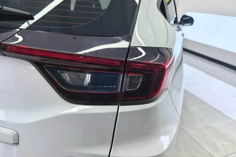 Honda WR-V HondaXR-V 2021 220TURBO CVT Deluxe Edition 2022 — thumbnail 2