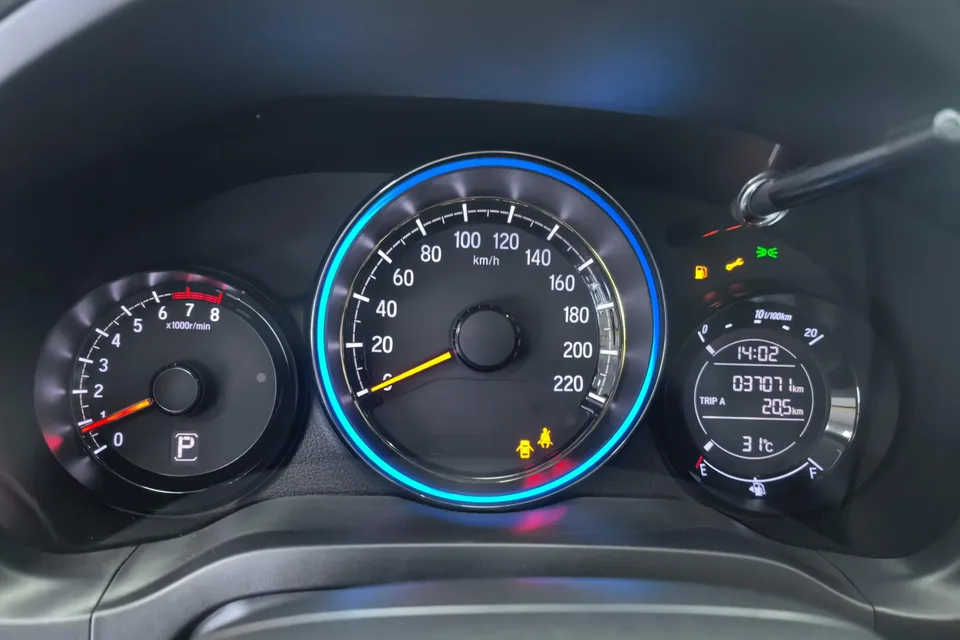 Honda WR-V HondaXR-V 2021 220TURBO CVT Deluxe Edition 2022 — thumbnail 4