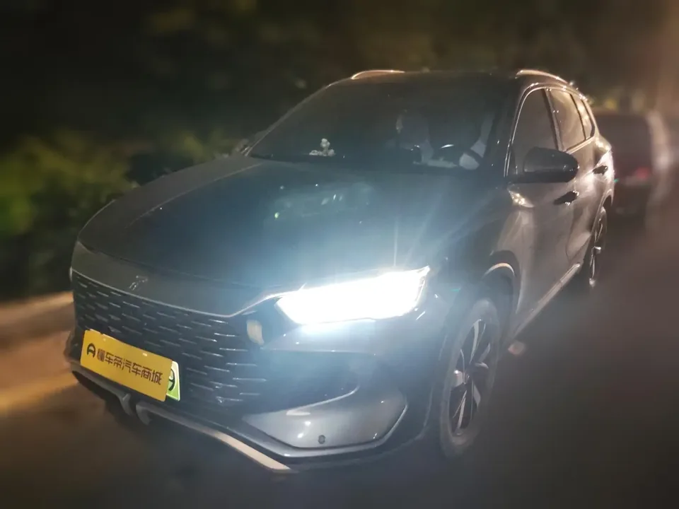 BYD Song Pro DM Song Pro DM 2023 DM-i Champion Edition 110km Overtaking Type 2023 — photo 1, buy with delivery to Moscow