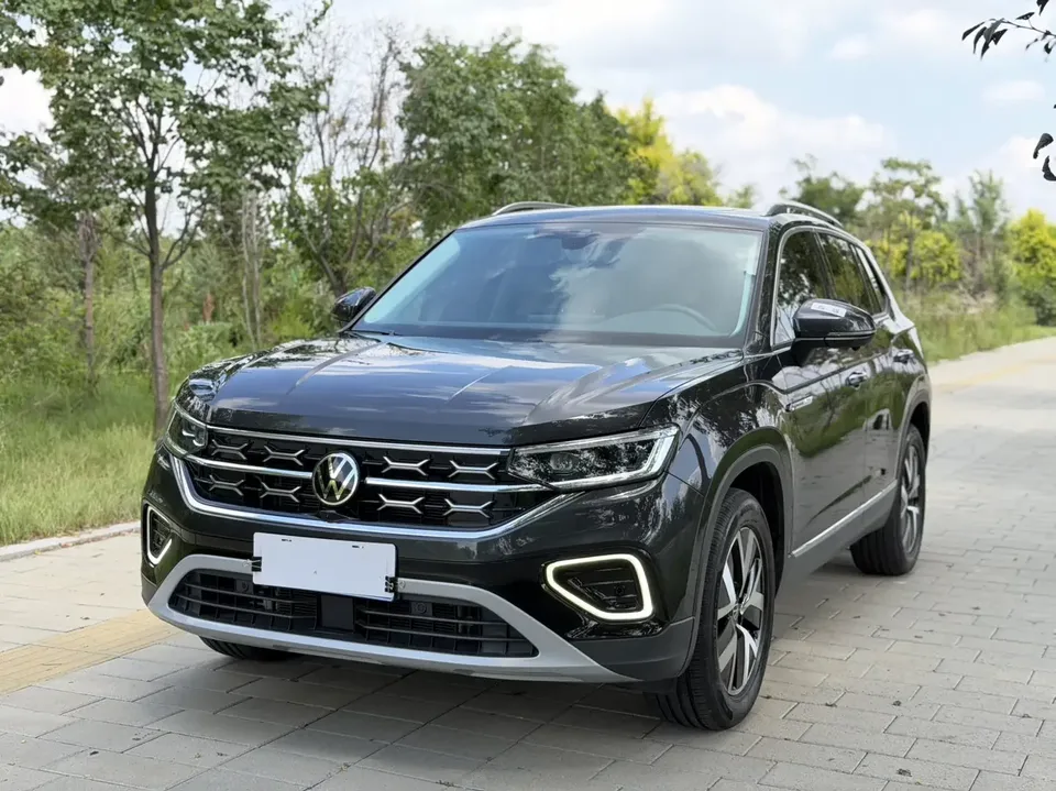 Volkswagen Tayron Tanyue 2023 280TSI 2WD Luxury Plus Advanced Edition 2023 — photo 1, buy with delivery to Moscow