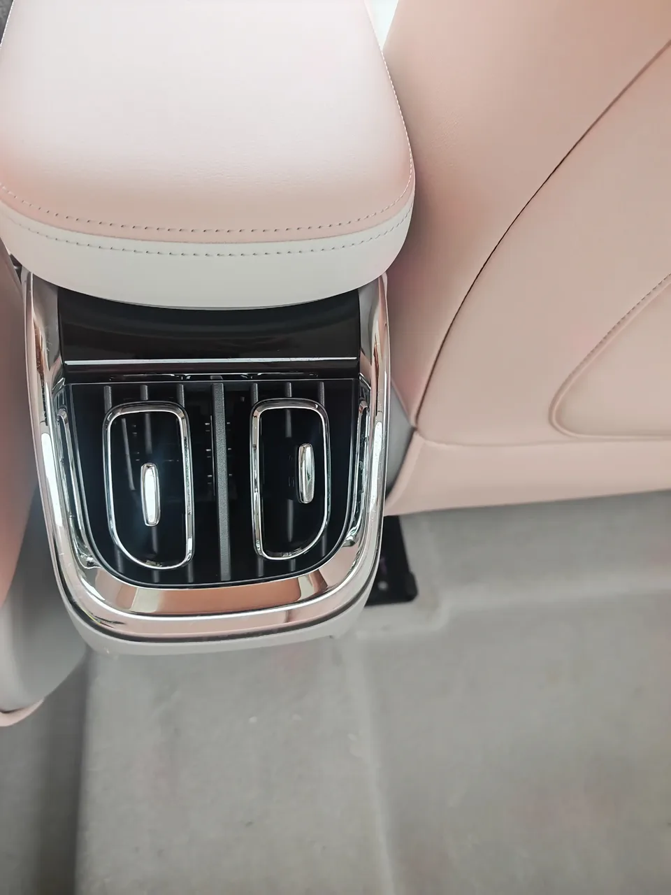 ORA Euler ballet cat Euler ballet cat 2023 401km Premium Edition 2023 — thumbnail 4