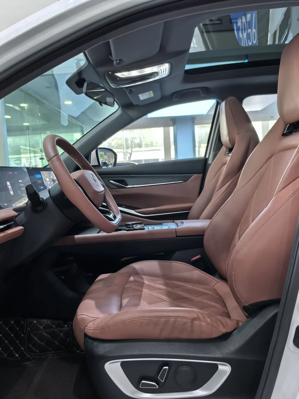 Changan CS75PLUS Changan CS75 PLUS 2023 The third generation 1.5T automatic premium model 2023 — thumbnail 4