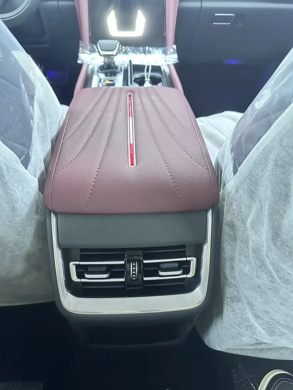 Hongqi H5 Hongqi H5 2025 1.5T DCT Xuanying Edition 2026 — thumbnail 3