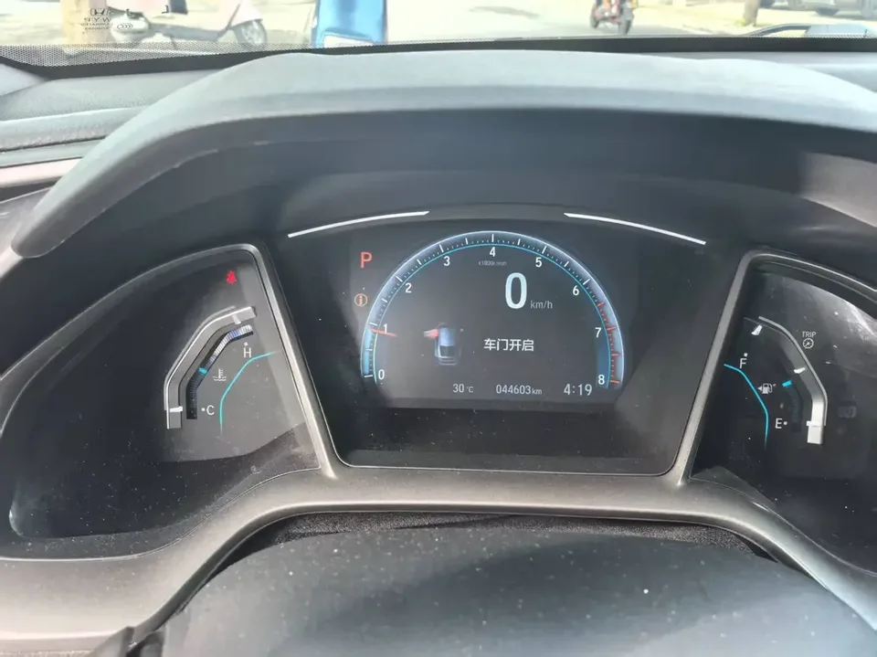 Honda CIVIC Civic 2020 HATCHBACK 220TURBO CVT New Control 2022 — thumbnail 3