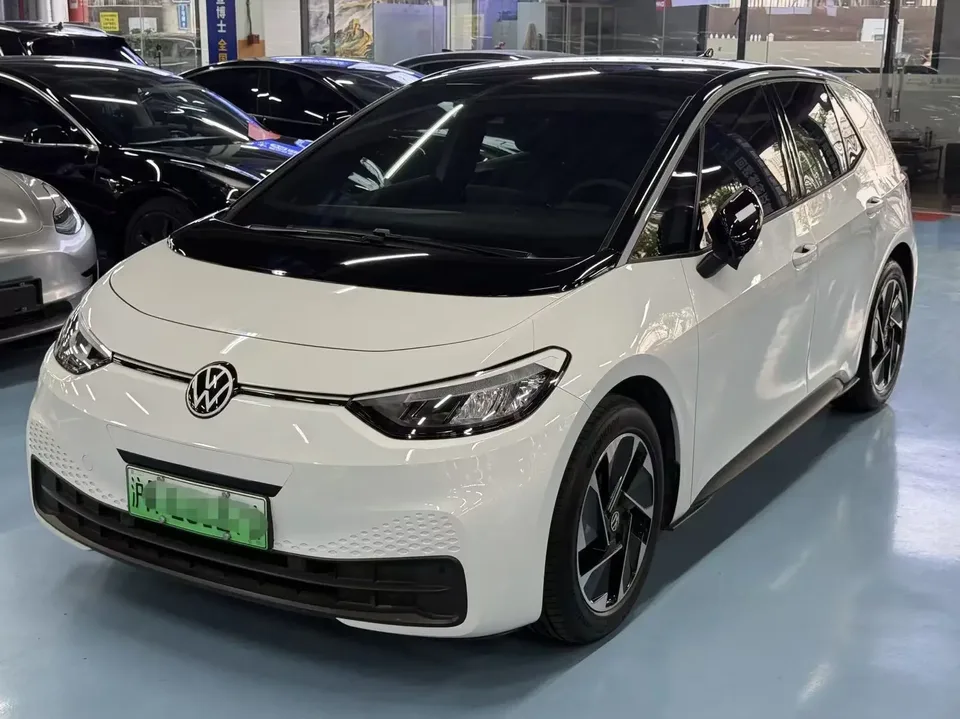Volkswagen ID.3 Volkswagen ID.3 2024 Extreme Edition 2024 — photo 1, buy with delivery to Moscow