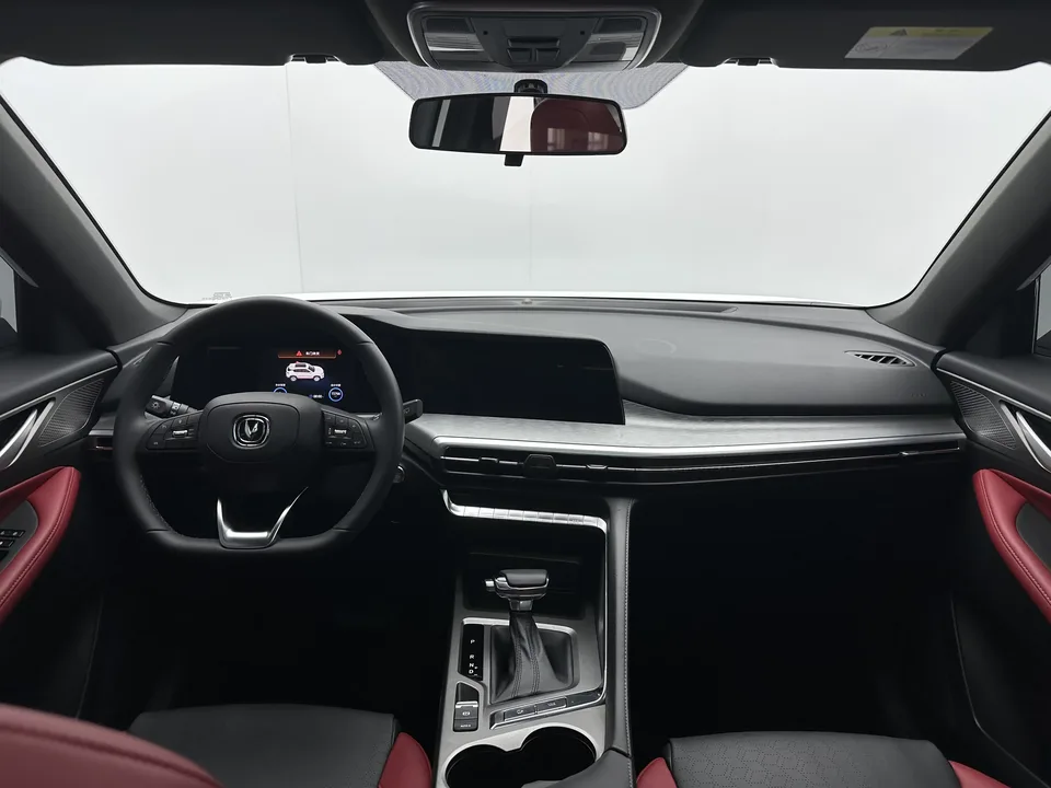 Changan CS35 Plus Changan CS35 PLUS 2021 Modified Blue Whale NE 1.4T DCT Premium Edition 2022 — thumbnail 4