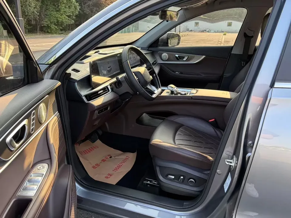 Chery Tiggo 8 Pro Tiggo 8 PRO 2025 290T 2WD Premium Edition 2025 — thumbnail 3